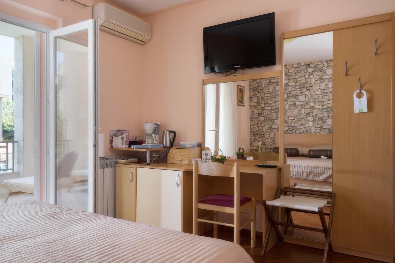 Villa Alesa Tučepi Εξωτερικό φωτογραφία