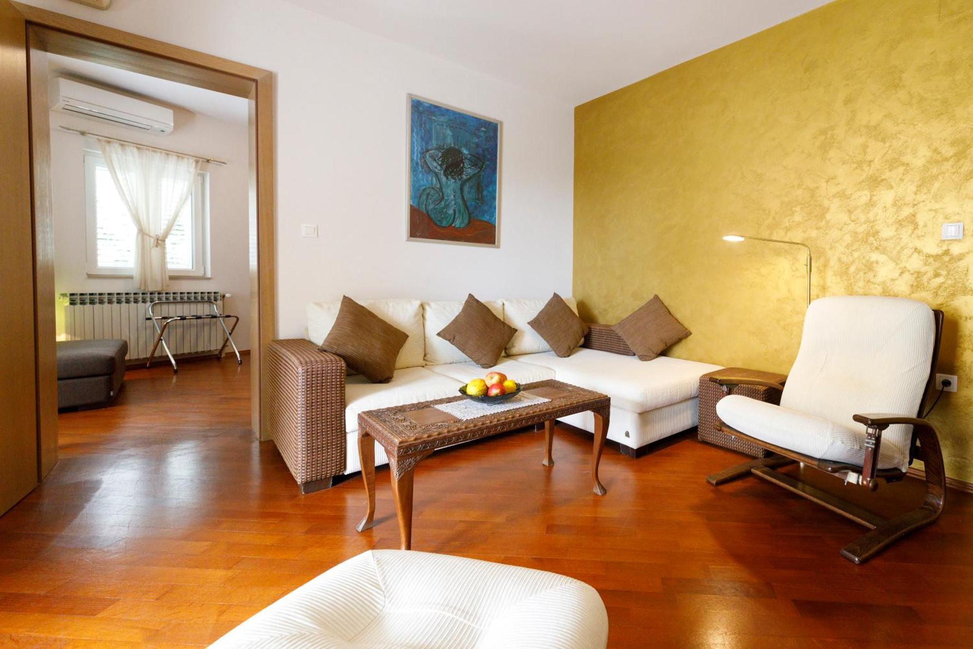 Villa Alesa Tučepi Εξωτερικό φωτογραφία